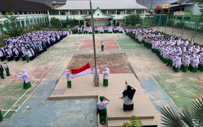 Amanat Upacara Bendera Di MTsN 1 Batam Tekankan Pentingnya Budaya Malu Dalam Kehidupan Sehari-Hari